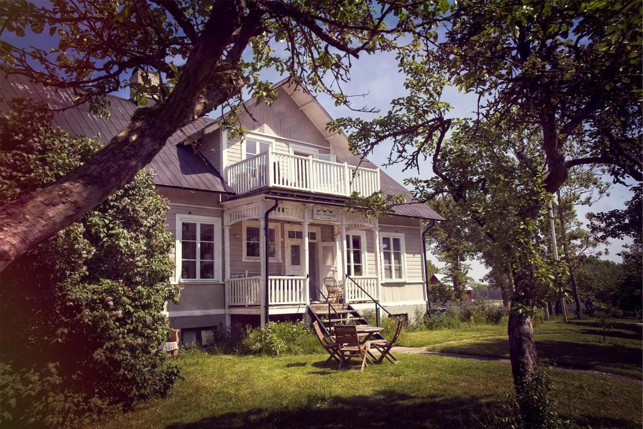 Three Pheasants Boutique Bed And Breakfast Ekeby  Εξωτερικό φωτογραφία